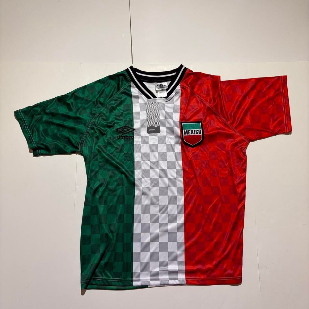 Umbro Men's multi Shirt